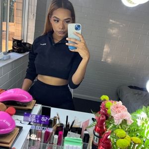 Meet your Posher, Jenina